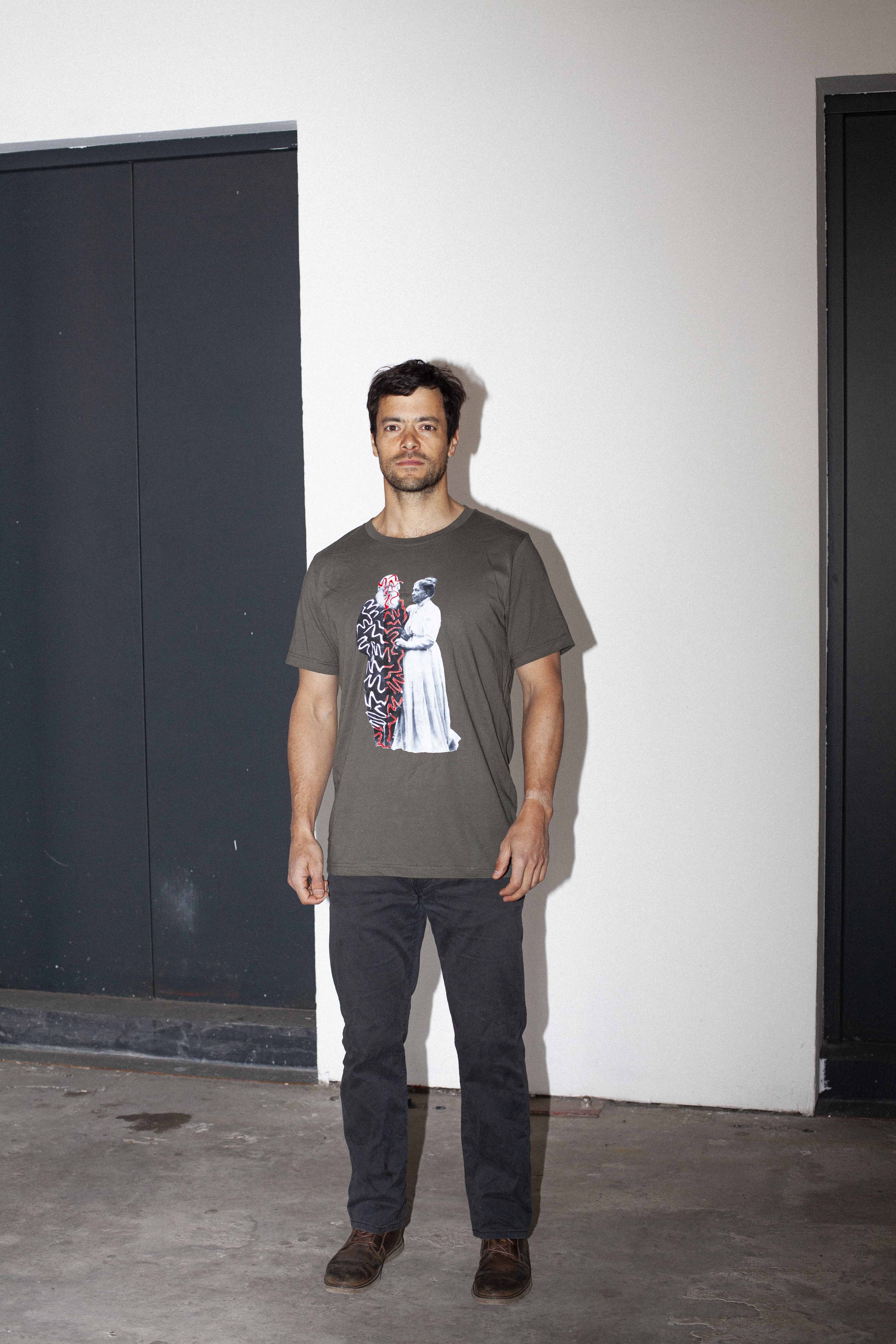 TOLSTOY T-SHIRT // Classic Fit (ART3.001)