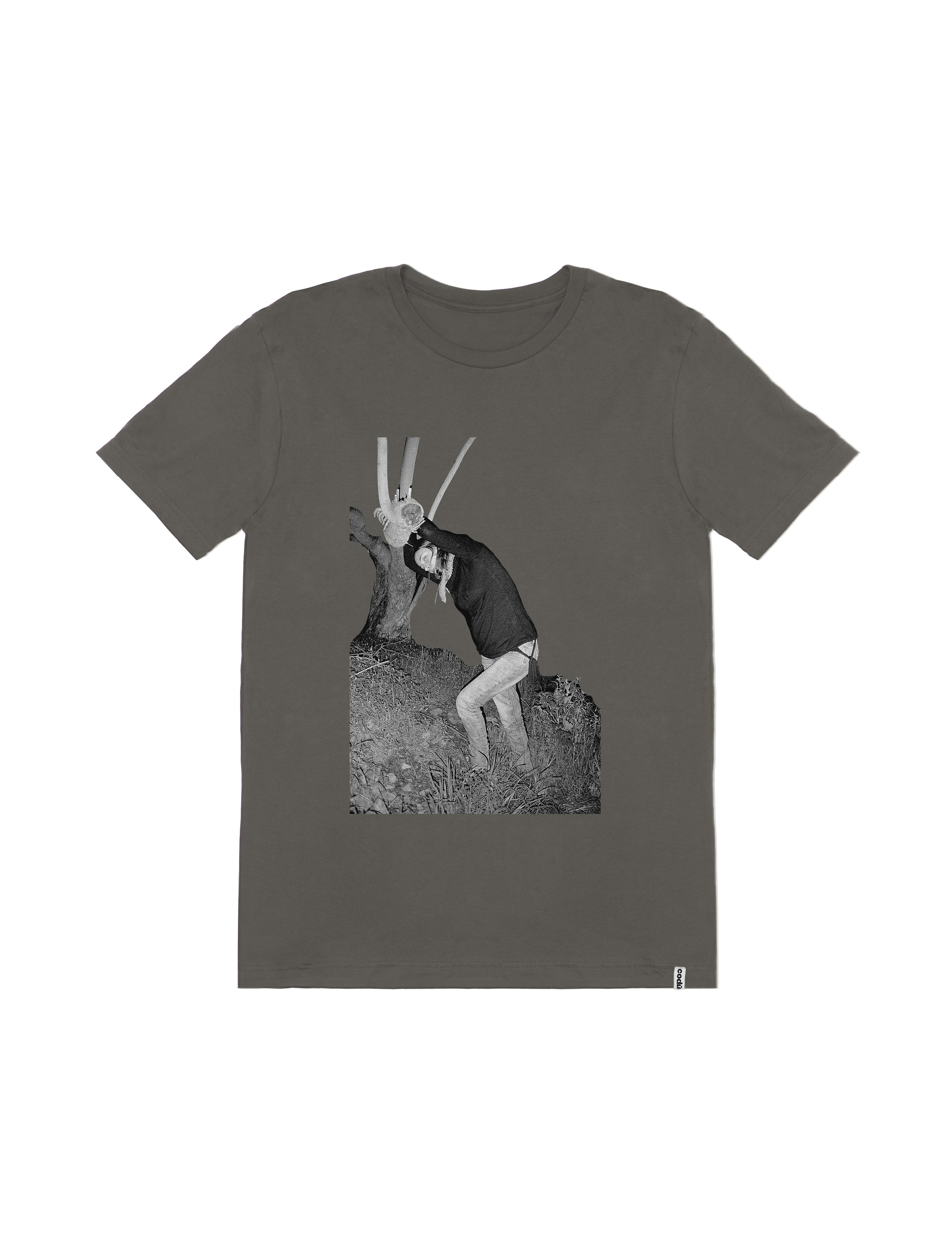 FERNANDA OLMUÉ T-SHIRT // Classic Fit (ART3.001)