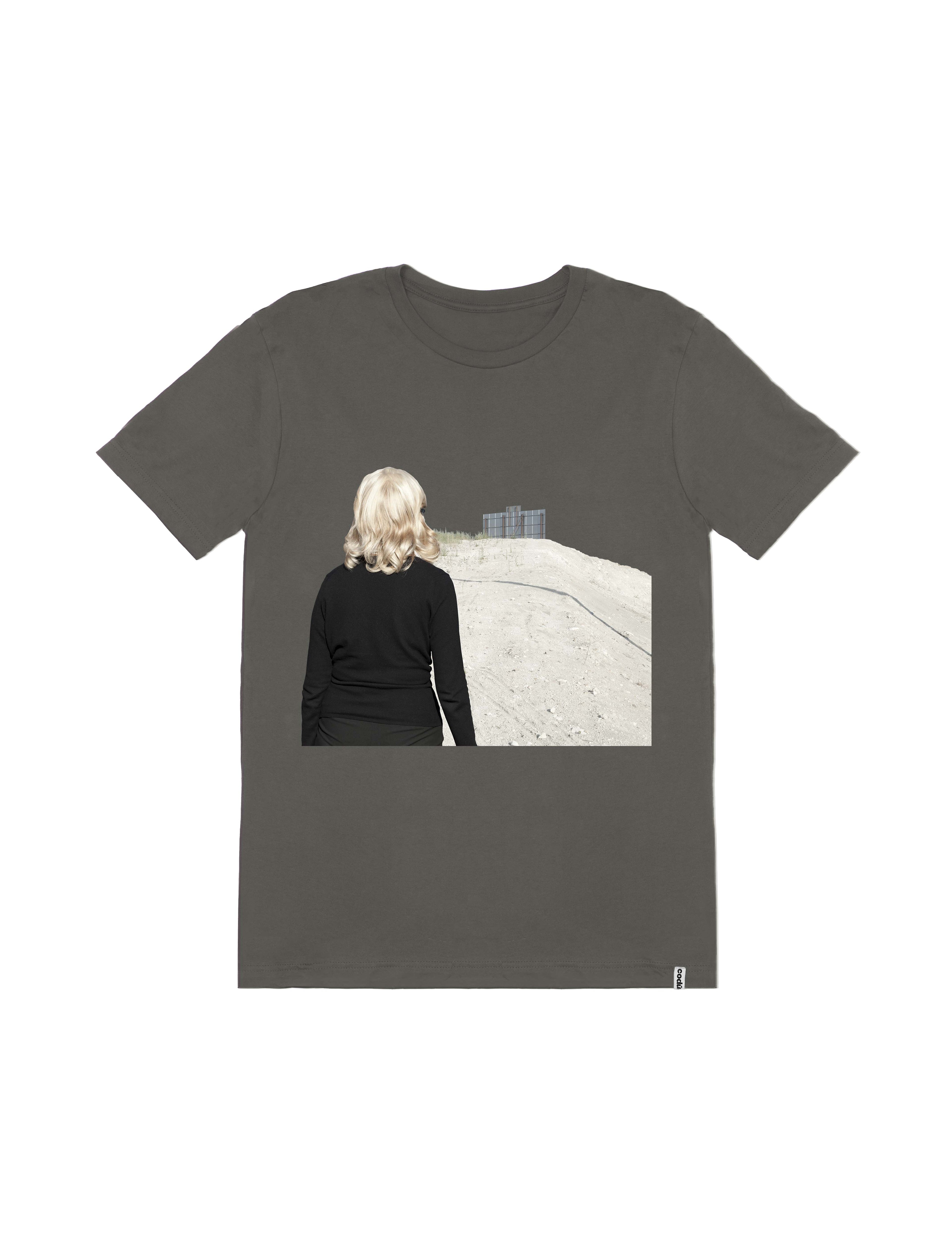 ON THE ROAD 3 T-SHIRT // Classic Fit (ART3.001)