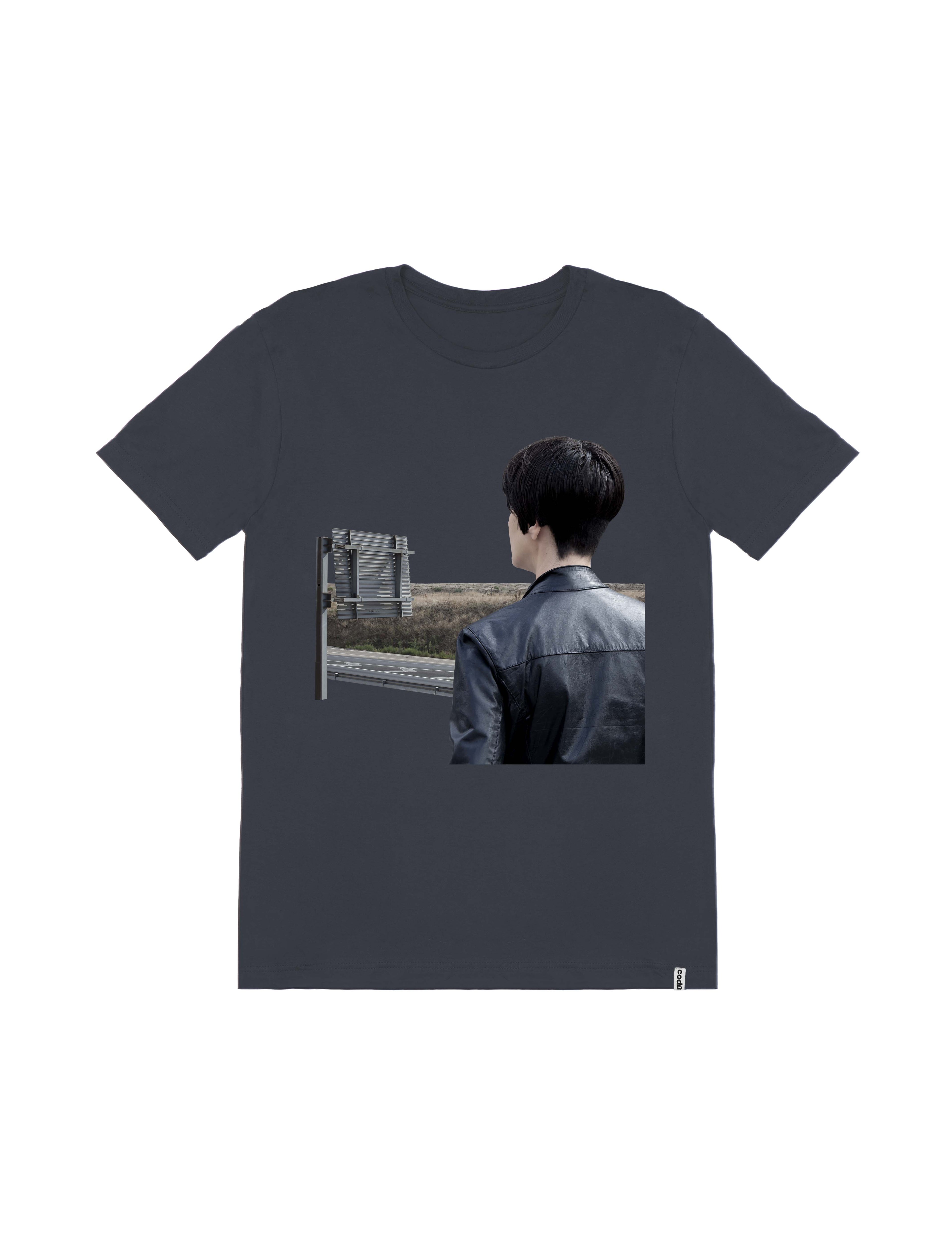 ON THE ROAD 6 T-SHIRT // Classic Fit (ART3.001)