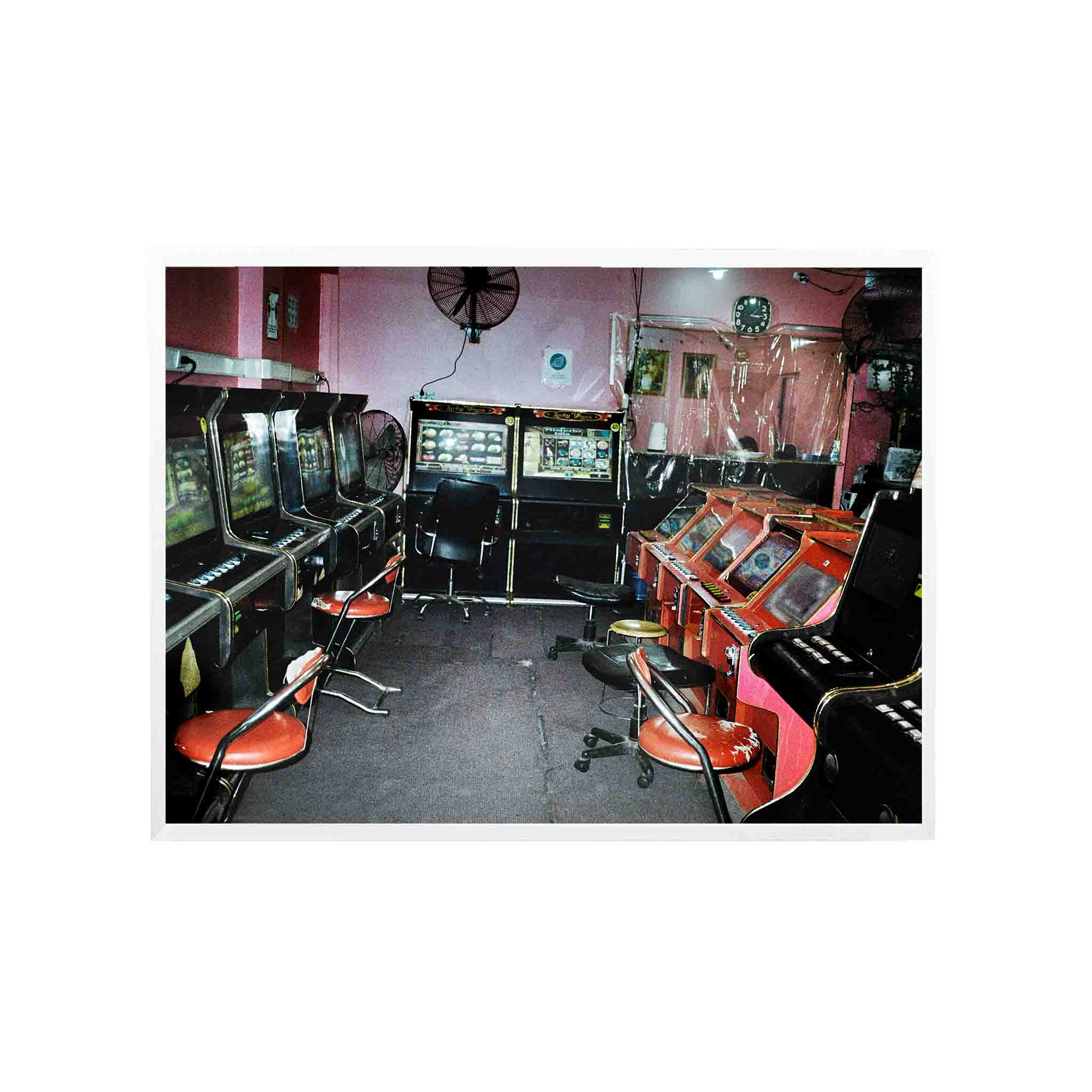 SERIE VALPARAÍSO: # 08 by Nicolás Wormull